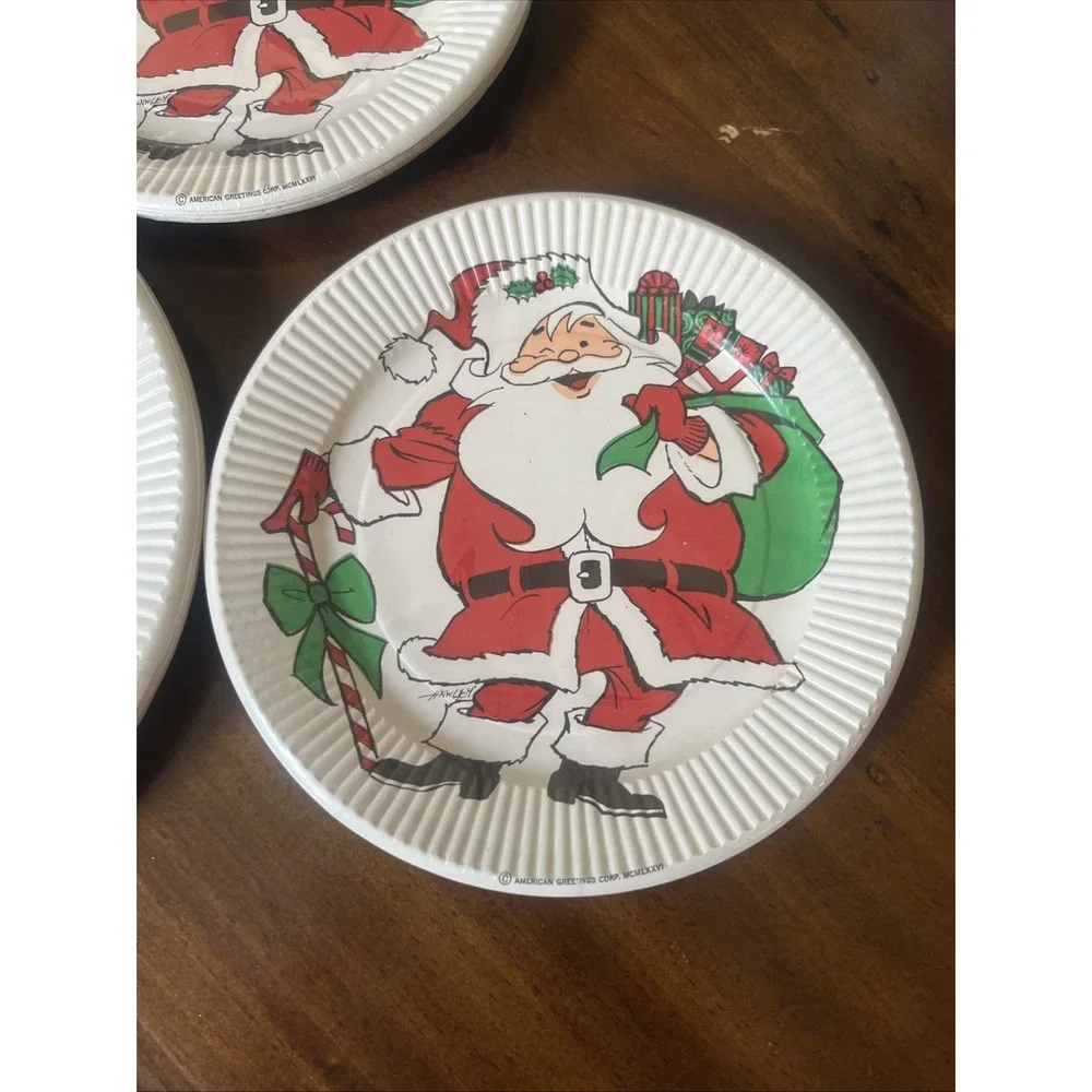 Amer Greetings Christmas Santa 1970s (3)Paper Plates 9 Inch/7 Inch New In Film